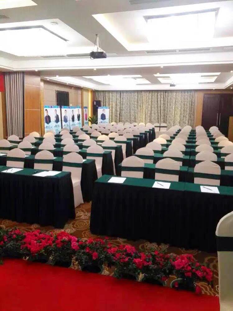 Chengdu Panda Prince Culture Hotel Zewnętrze zdjęcie