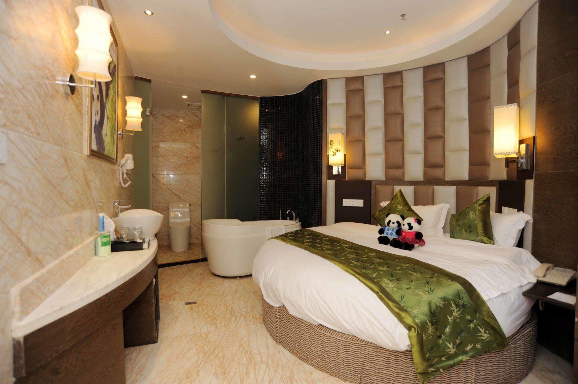 Chengdu Panda Prince Culture Hotel Zewnętrze zdjęcie