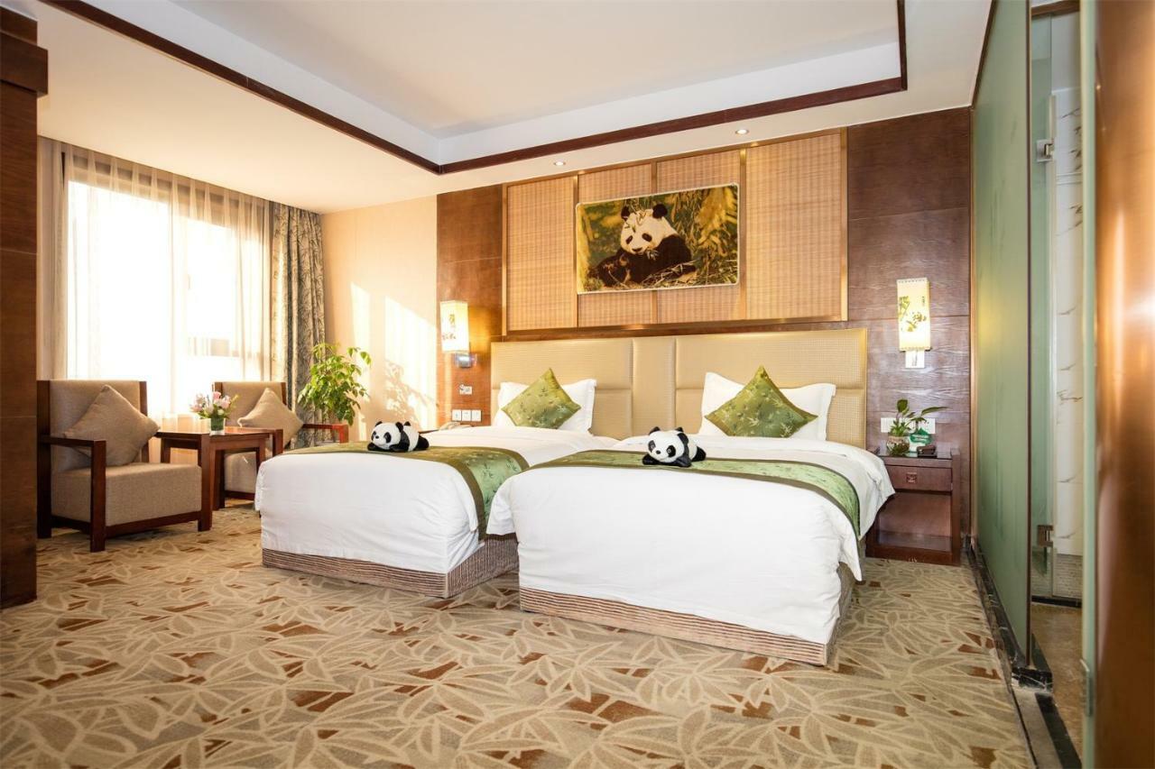 Chengdu Panda Prince Culture Hotel Zewnętrze zdjęcie